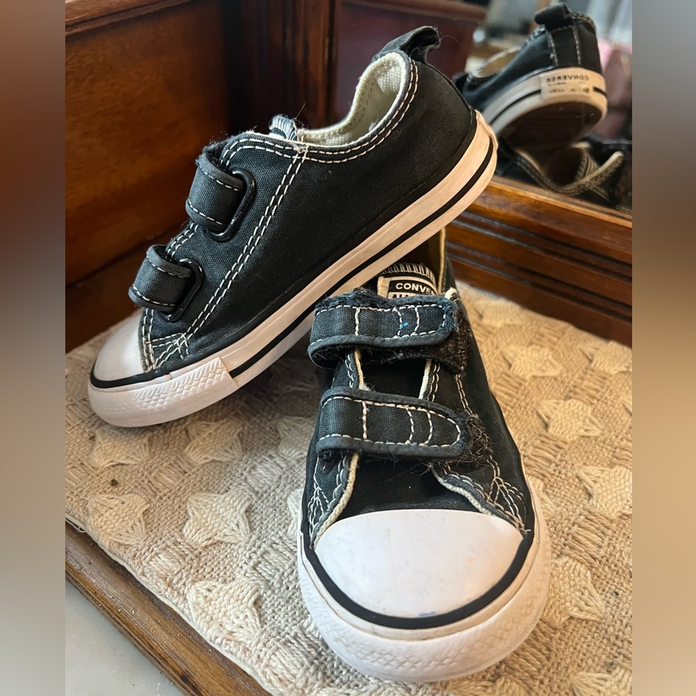 Converse Kids Black & White Velcro Sneakers